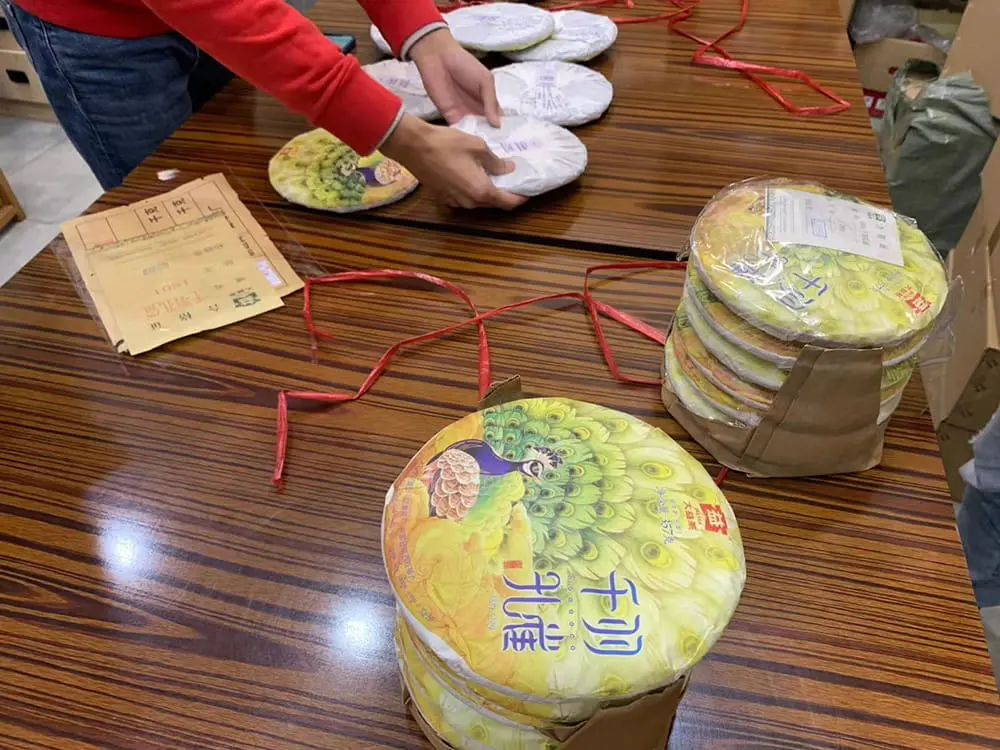 漳州回收大益普洱茶2018年生茶熟茶图2