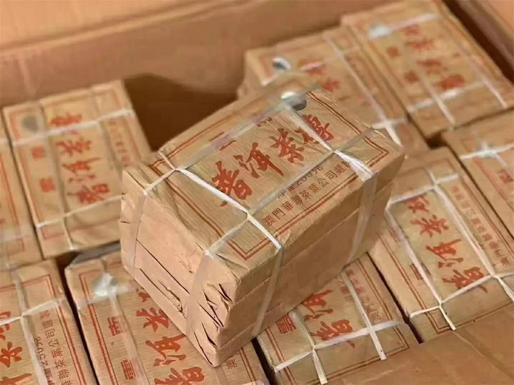 漳州回收中茶普洱茶2005年生茶熟茶